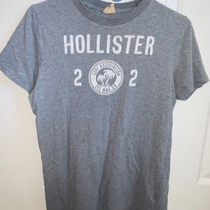 Hollister Grey Tee
